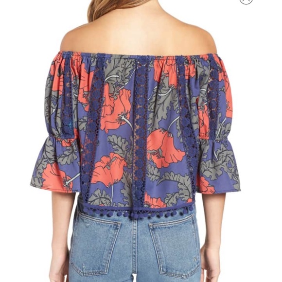 Tularosa Alexa Off Shoulder Top - Picture 4 of 8